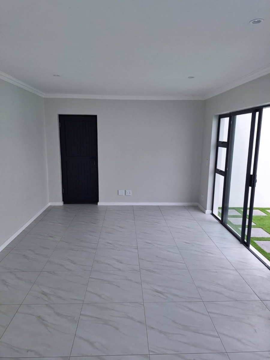 3 Bedroom Property for Sale in Sandown Western Cape